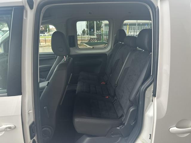 Caddy 2,0 TDI Highline DSG 14